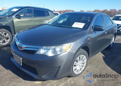 2012 Toyota Camry Le z USA, uszkodzony, nr VIN 4T1BF1FK9CU014753